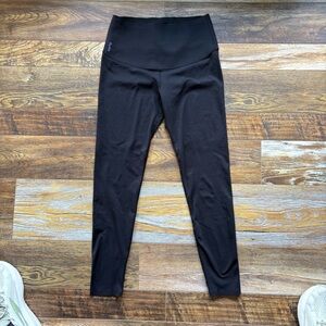 Fanka Body Sculpt Reversible Black Velvet 26”x26”Leggings Activewear Excellent